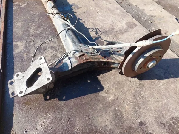 Hinterachsträger mit ABS-Scheiben OEM - Citroen C4 Picasso image 6