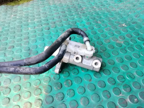 Nissan Cabstar Jarrunesteastia OEM Osa image 3