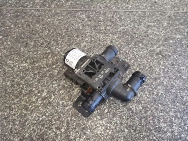 Motor de bomba de agua OEM 52014553AB para FIAT 500 1.4L image 2