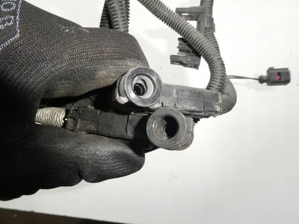 AdBlue-Schlauch OEM 7N0131983A für VW Sharan Seat Alhambra image 3