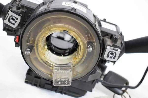 Blinkerschalter Skoda Octavia Mk2 2010 image 4