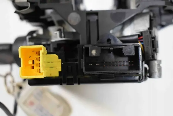 Blinkerschalter Skoda Octavia Mk2 2010 image 7