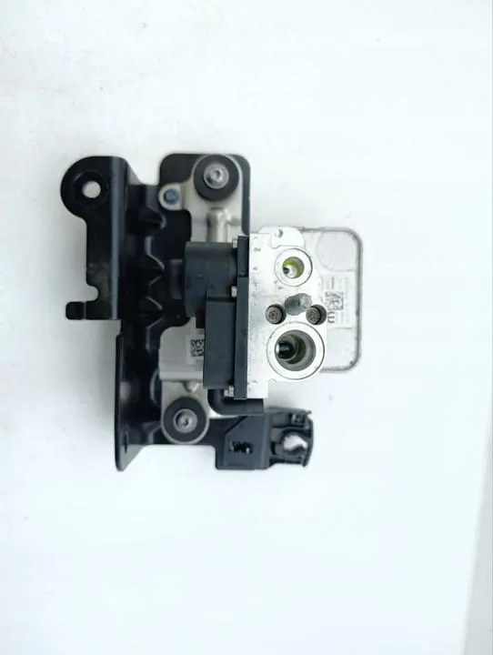 Arrefecedor de óleo OEM 68408736AA para Jeep image 6