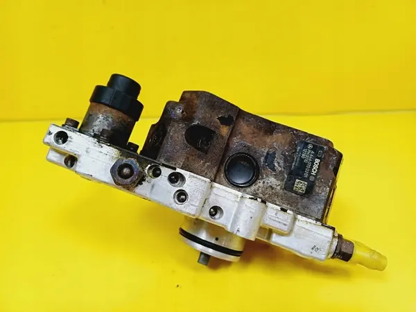 Mercedes W211 2.7 CDI Injectorpomp Bosch A6460700301 image 7