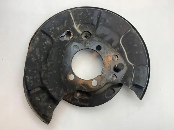 Toyota OEM DAL25192 Bakre bromsskydd - Begagnad image 4