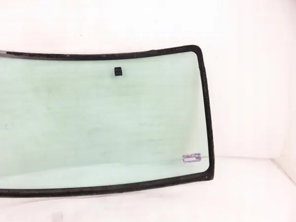 Pare-brise avant OEM M1038829 - État d'occasion image 9