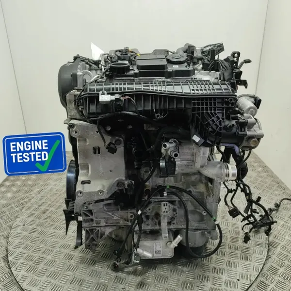 Volvo V60 II Motor B420T 2023 Gebraucht image 2