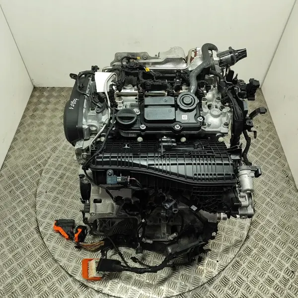 Volvo V60 II Motor B420T 2023 Gebraucht image 5