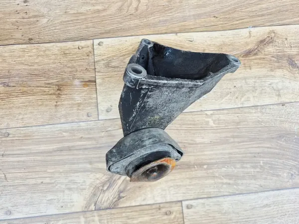 Supporto motore Passat B5 Audi A4 B6 image 4