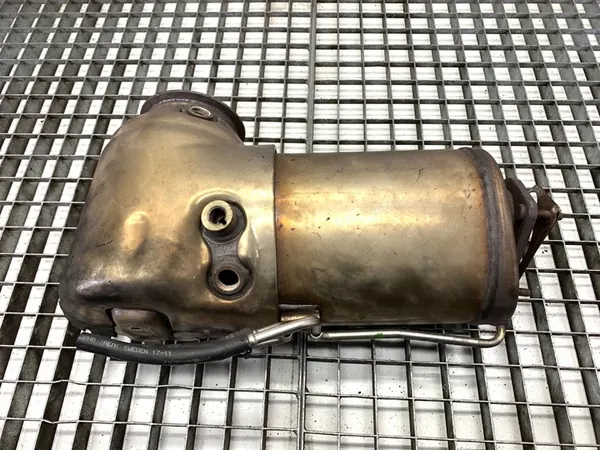 Catalisador Volvo V90 II 2.0 150CV OEM 31460823 image 1