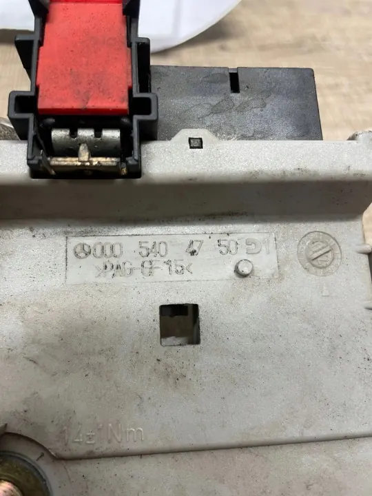 Mercedes-Benz säkring OEM 0005404750 för S W220 image 3