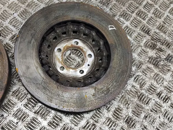 Gebrauchte Audi OE Vorderbremsscheibe AMD225582 image 5