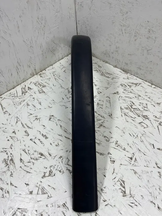 BMW Etu Puskuri Vasemman Reunan Koriste E34 ennen 03/94 OEM 51111944177 image 3