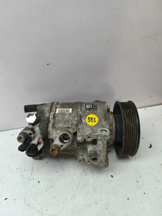 Compressore AC Volkswagen 5Q0816803 image 4