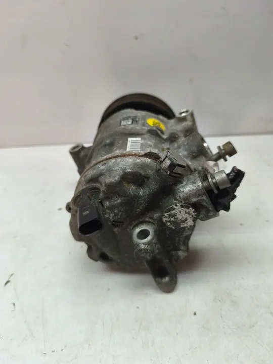 Compressore AC Volkswagen 5Q0816803 image 5