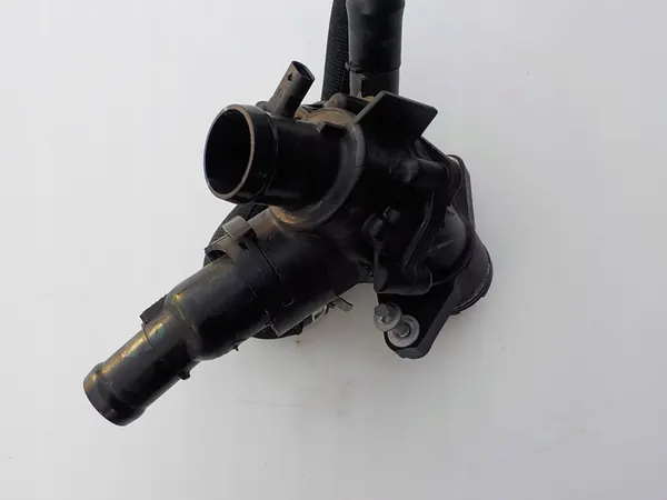 MERCEDES W177 2.0 AMG Termostato A2602002600 image 4