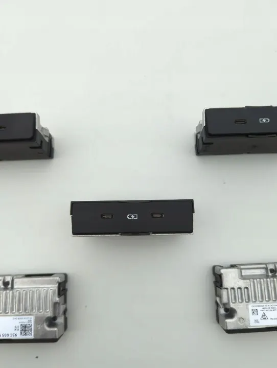 Module Prise USB OEM 95C035954 Porsche Macan image 2