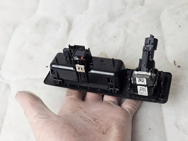 Bakre kamera BMW F01 F10 F11 F20 F30 F80 F82 F87 E70 image 3