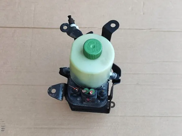 Styrpump OEM 6R0423156C för VW Polo image 6