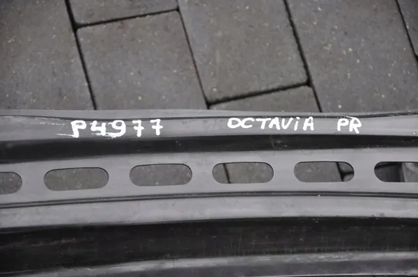 Etupuskuri Vahvistus Škoda Octavia III 5E0807109 image 2