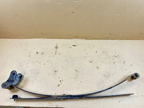 Ressort arrière d'occasion OEM MAM79980 pour VW Caddy image 6