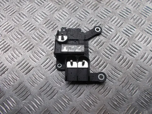NISSAN X-TRAIL T33 batterisäkringsmodul OEM image 2