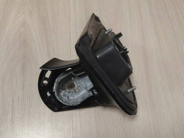 Triangle de fixation miroir gauche ISUZU D-MAX III OEM image 3