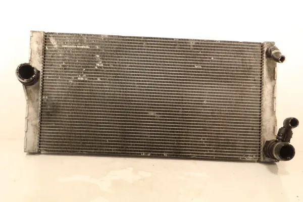 BMW Waterradiator OEM 8509176-01 voor F10/F11 image 2