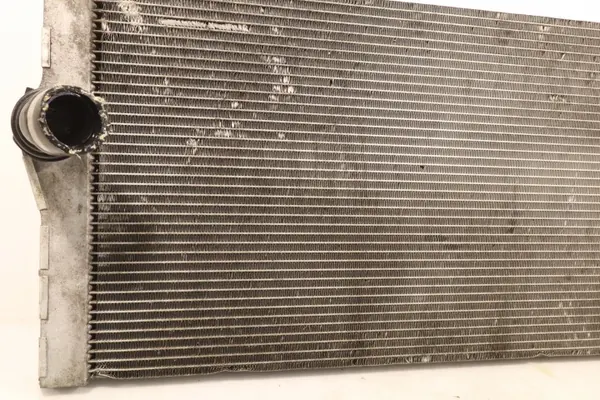 BMW Waterradiator OEM 8509176-01 voor F10/F11 image 4