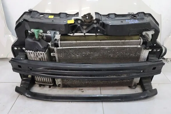 Fiat Panda III Vooreind Set OEM BNE4615 image 10