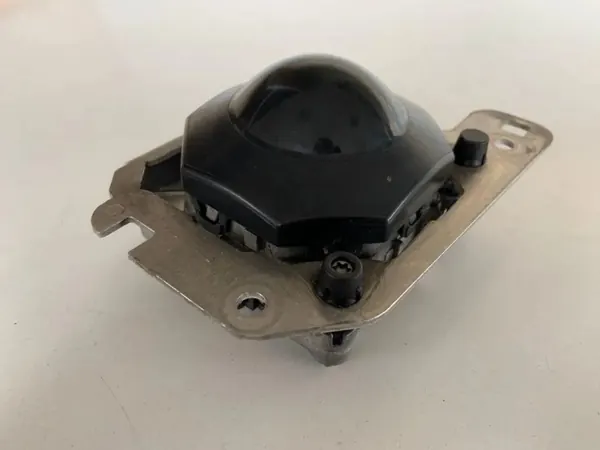 Audi Q5 (8R) Tutka OEM 80A907573 - Käytetty image 3