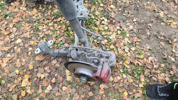 Trave Posteriore Alfa Romeo Giulietta image 5