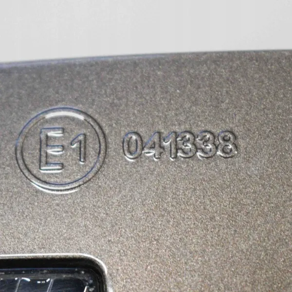 Porsche Cayenne rechter spiegelframe OEM 7P5857408P image 5