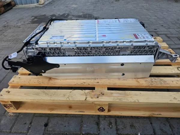 Batería Audi Q5e II OEM 80A915100E 37Ah Usada image 5