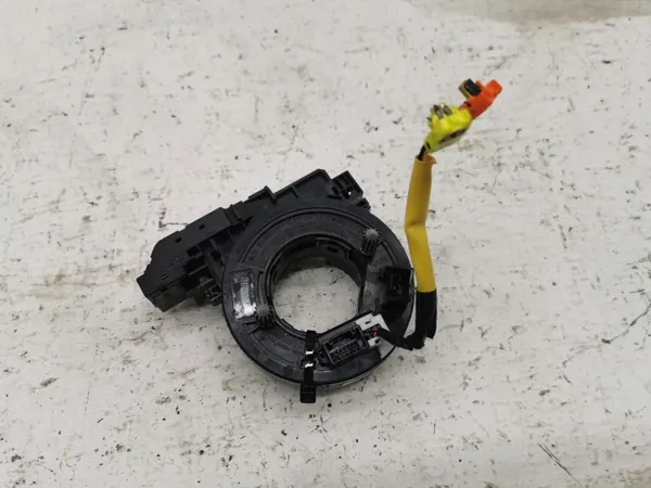 Peça Mazda OE DE8H-66CS0 usada - Ajuste genuíno image 2