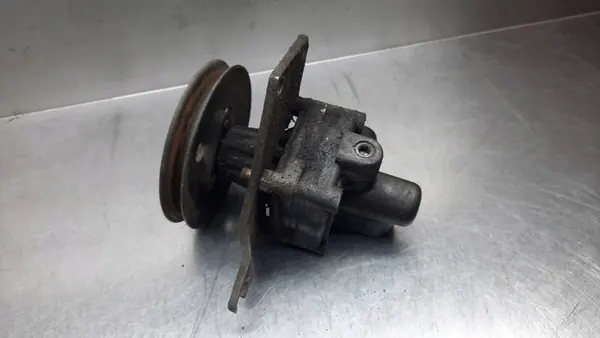 Bomba de direção Audi 80 B3 1.6B image 2