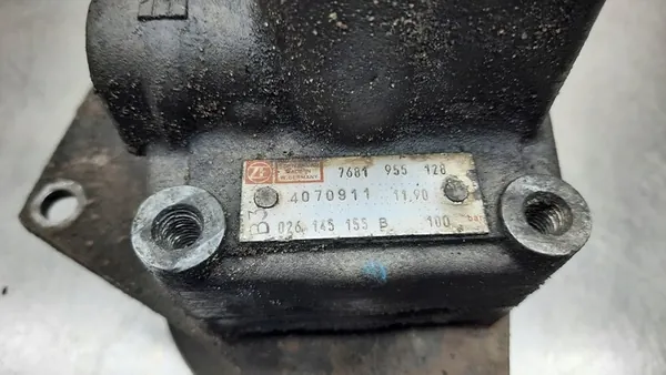 Bomba de direção Audi 80 B3 1.6B image 6