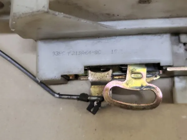 Dörrlås Koppling Ford Escort OE image 6