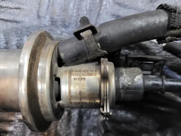 INJECTEUR ADBLUE A0004901113 MERCEDES C 300 W205 image 5