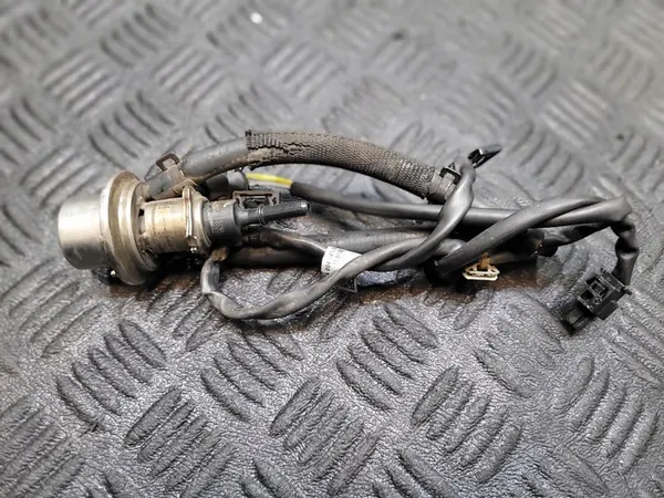 INJECTEUR ADBLUE A0004901113 MERCEDES C 300 W205 image 6