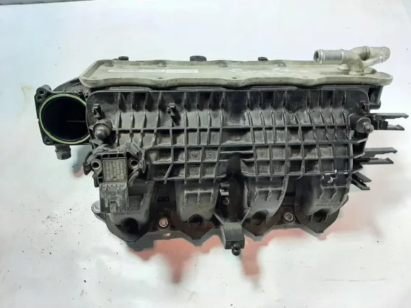 Collecteur admission VW Golf VII 1.4 Hybride 03G906051E image 4