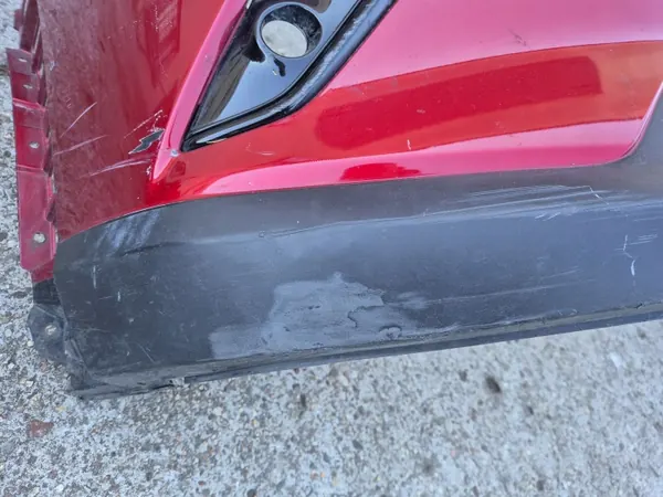 Mazda CX-3 Voorbumper OEM DK8A-50031 Gebruikt image 3