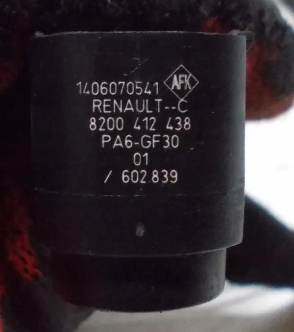 RENAULT Parkeringssensorer Bak med Kabelsats 8200412438 image 4