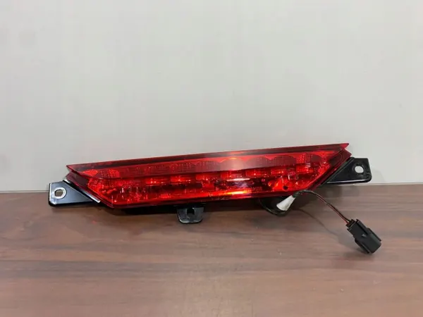 Feu Stop Chrysler Pacifica OEM 68228795AB 2017-2020 image 4