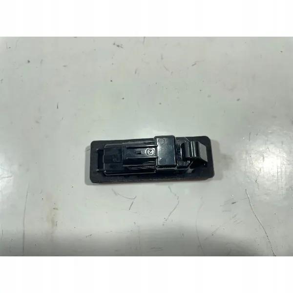 Luz da placa traseira OEM 92500GL000 - Usado image 4