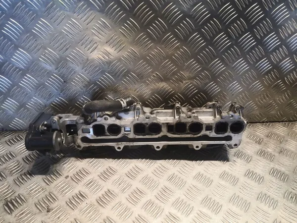 Inlaatspruitstuk Mercedes-Benz A W169 OEM 6400901537 image 3