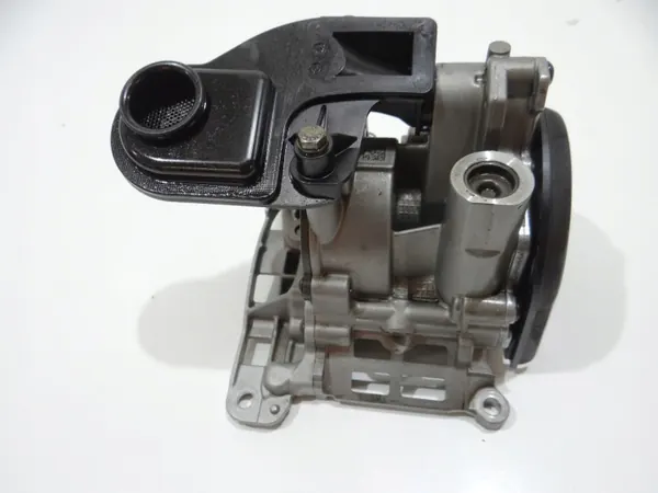 Pompe à huile BMW d'occasion OEM 7805316 3.0 D image 3