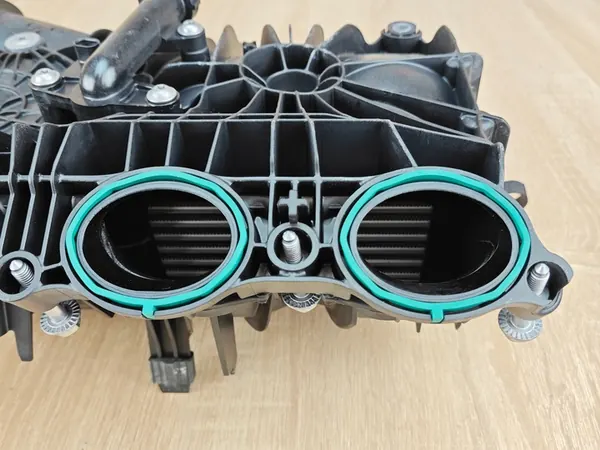 Coletor de admissão BMW 2.0i G23 G22 G26 G20 8647975 image 2