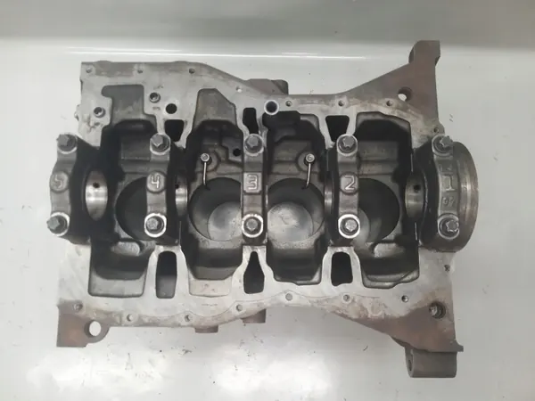 Bloque Motor OEM BLOK 1636 1.5 DCI K9K Usado image 6