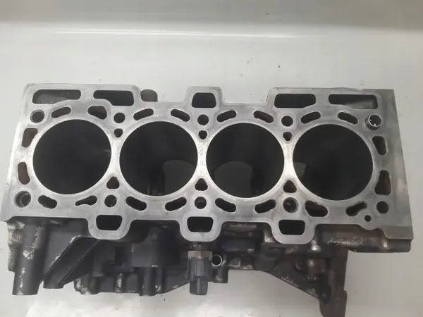 Bloque Motor OEM BLOK 1636 1.5 DCI K9K Usado image 8